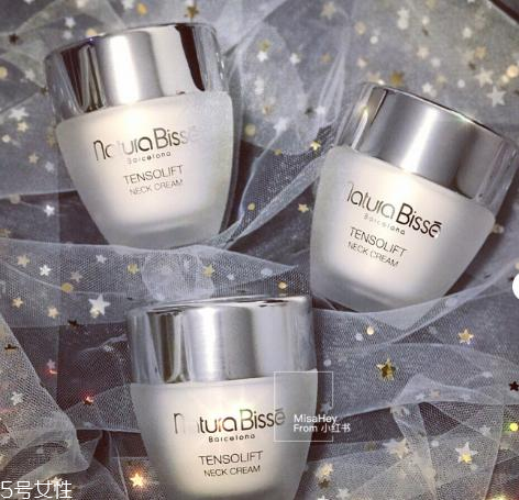 頸霜什么牌子效果最好 頸紋預(yù)防小妙招 頸霜什么牌子效果最好 頸紋預(yù)防小妙招