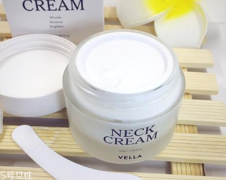 頸霜什么牌子效果最好 頸紋預(yù)防小妙招 頸霜什么牌子效果最好 頸紋預(yù)防小妙招
