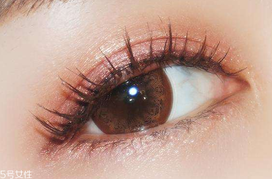 葉黃素什么時候吃最好？