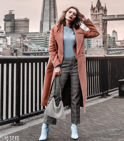 煙管褲搭配什么上衣？拯救粗腿的秘密武器