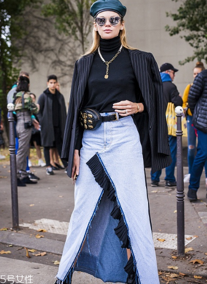 黑色打底衫怎么配衣服？時(shí)尚界的常青單品