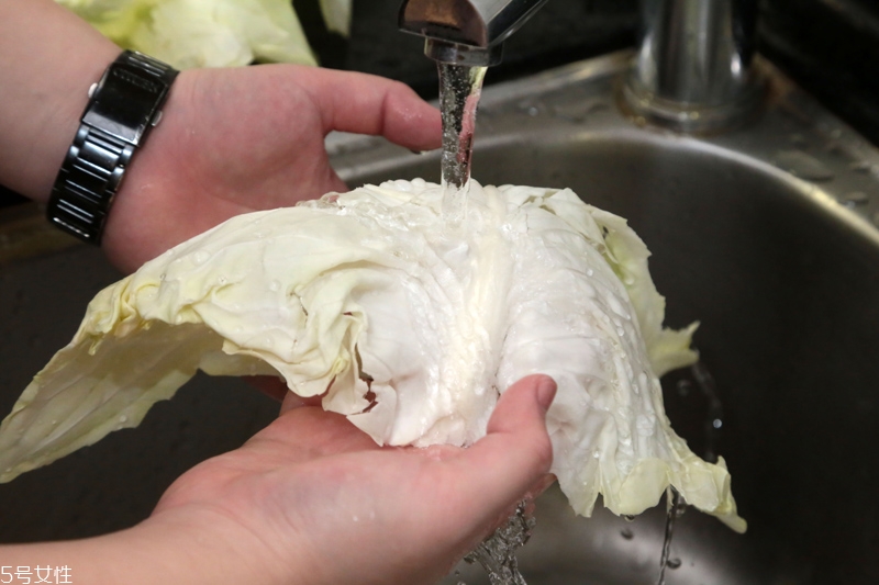 怎么洗蔬菜去農(nóng)藥殘留 如何去除蔬菜上的農(nóng)藥殘留 怎么洗蔬菜去農(nóng)藥殘留 如何去除蔬菜上的農(nóng)藥殘留