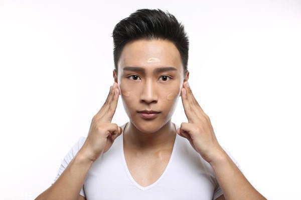 男生怎么化妝顯臉?。窟@4個地方化好秒帥