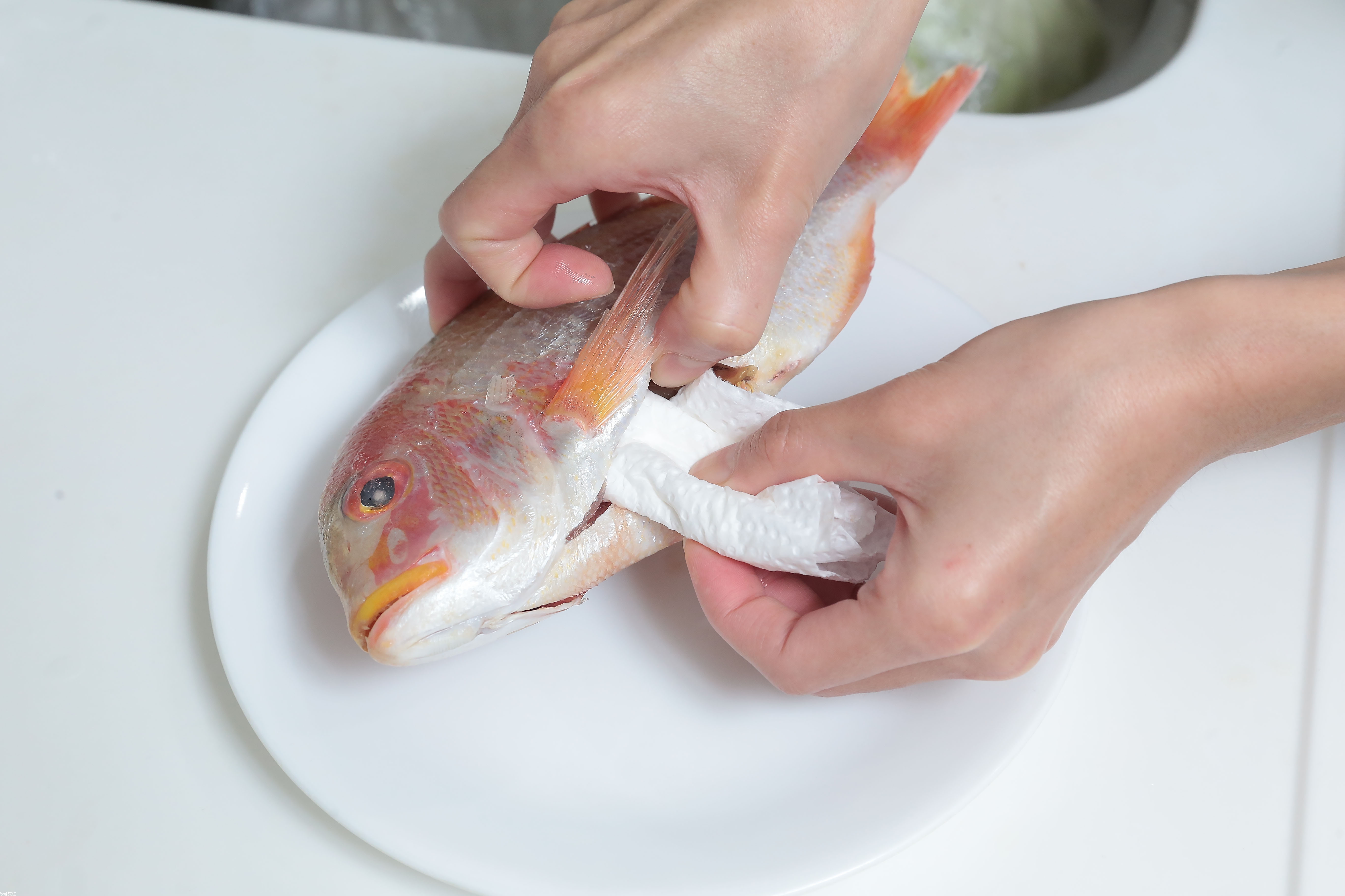 廚房紙巾是干嘛用的呀 10個廚房用紙的作用 廚房紙巾是干嘛用的呀 10個廚房用紙的作用