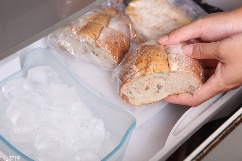 買回家的面包怎么保存更好吃 買回家的面包怎么保存更好吃