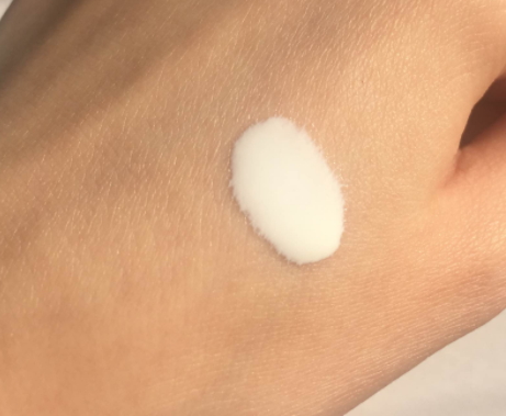 防曬乳和氣墊先用哪個(gè)？