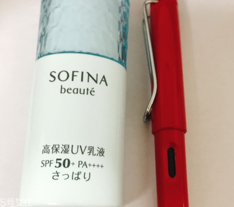 防曬乳可以當(dāng)隔離用嗎？不可用在妝前