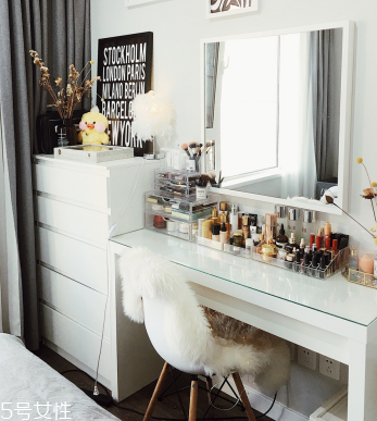 化妝品可以放浴室嗎？化妝品不能放在3個地方