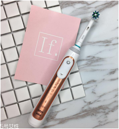 歐樂(lè)b電動(dòng)牙刷怎么樣？四個(gè)刷頭很好用