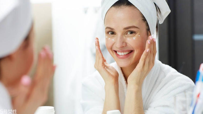 春季爆痘爛臉怎么回事？這幾點(diǎn)修復(fù)技巧拿去