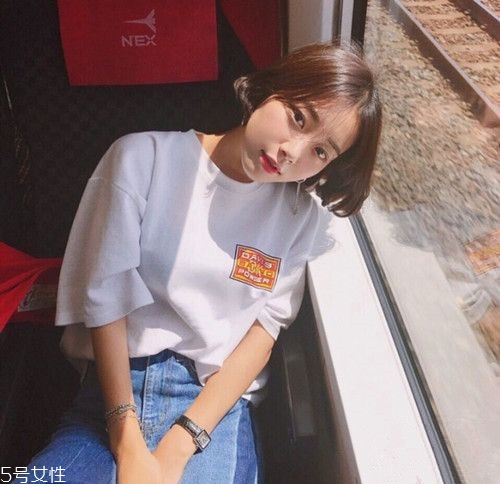 2022最流行的中長發(fā)型 2022最流行的發(fā)型之一