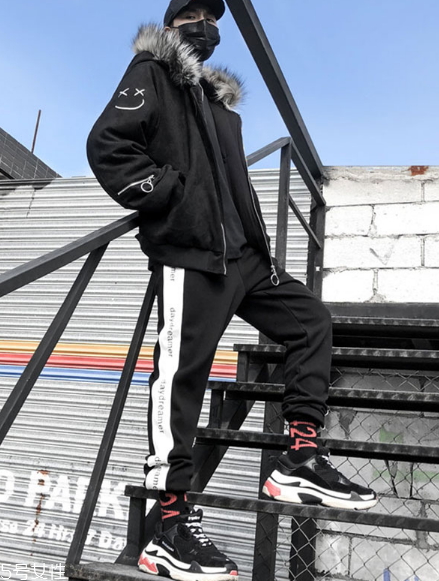 運動褲有油漬怎么洗掉？頑固油漬去無蹤