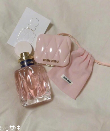 miumiu粉色香水怎么樣？miumiu2018新香水什么味道？