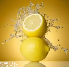 柑橘調香水好聞嗎？吃了這個大橘子