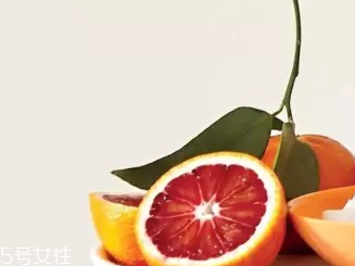 柑橘調香水好聞嗎？吃了這個大橘子