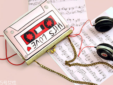 2022春夏包包流行趨勢(shì)？這些款式不能沒(méi)有