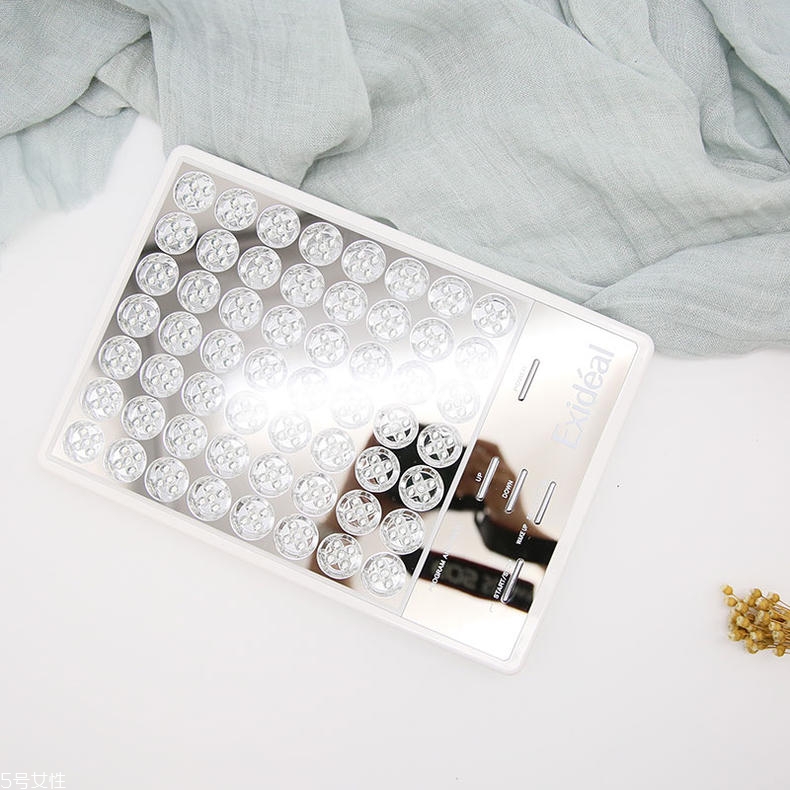 提拉緊致美容儀哪個好？用這四款擁有不老肌