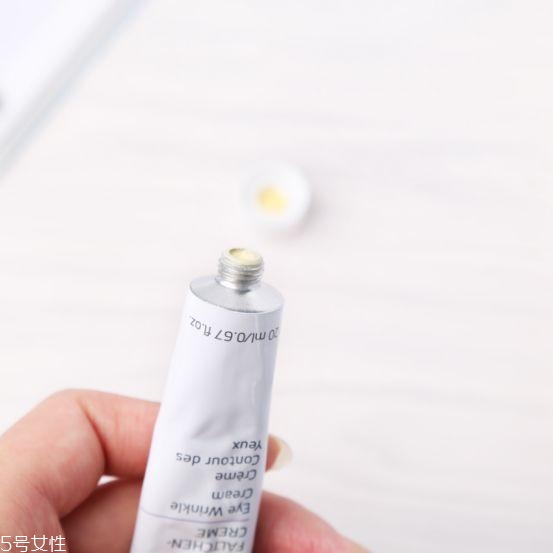 第一次用眼霜用什么好？眼部衰老從此不復存在