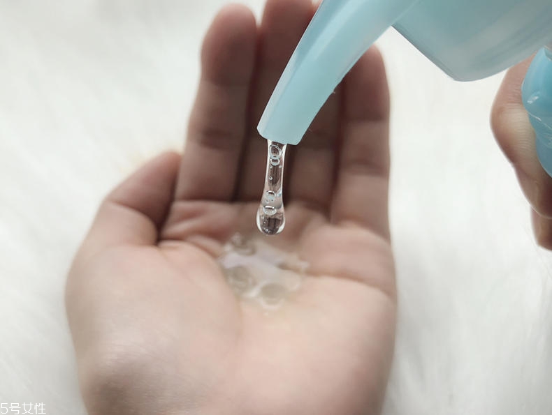 清揚(yáng)0硅油洗發(fā)水好用嗎？自帶高級(jí)感香調(diào)