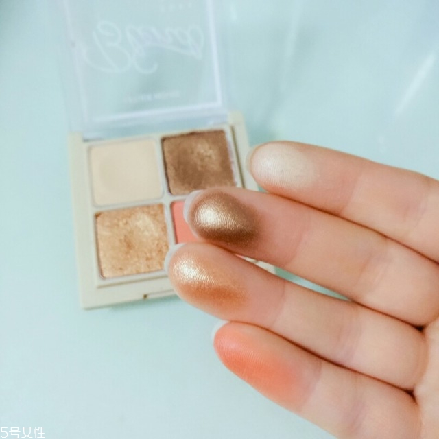 愛(ài)麗小屋四色眼影2號(hào)色試色 愛(ài)麗小屋明星產(chǎn)品