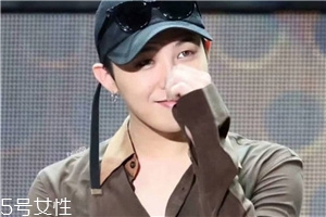 棒球帽怎么搭配衣服？素顏也能hold住