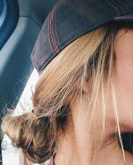 棒球帽怎么搭配衣服？素顏也能hold住