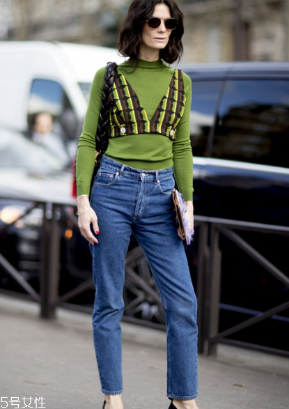 針織背心怎么搭配？爭做時尚先鋒