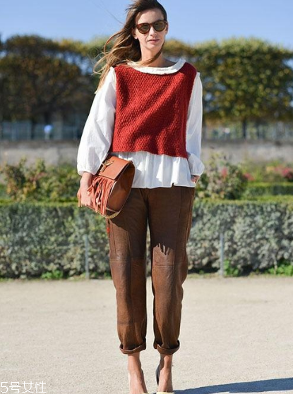 針織背心怎么搭配？爭做時尚先鋒