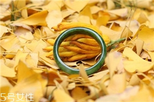 玉手鐲斷了怎么修復(fù)？玉手鐲佩戴要當(dāng)心