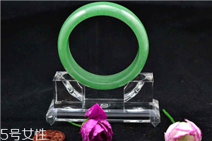 玉手鐲尺寸怎么選？輕松選出合適尺寸