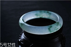 玉手鐲可以戴著睡覺嗎？玉手鐲有助于睡眠