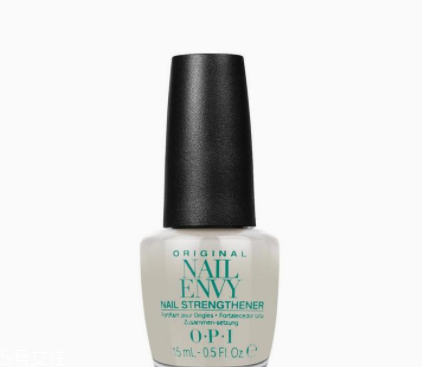 指甲的月牙說明什么？看完我趕緊放下甲油