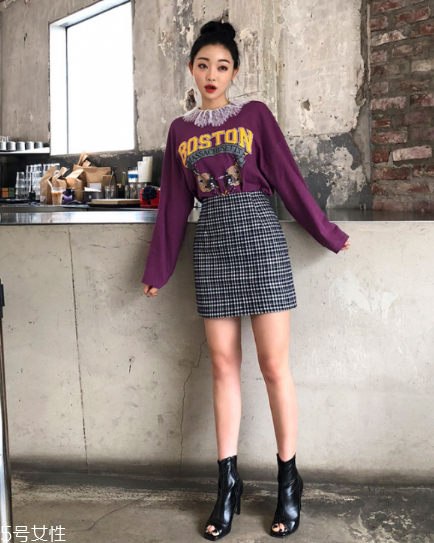 長(zhǎng)袖t恤怎么搭配？屬于你的最佳出門穿搭