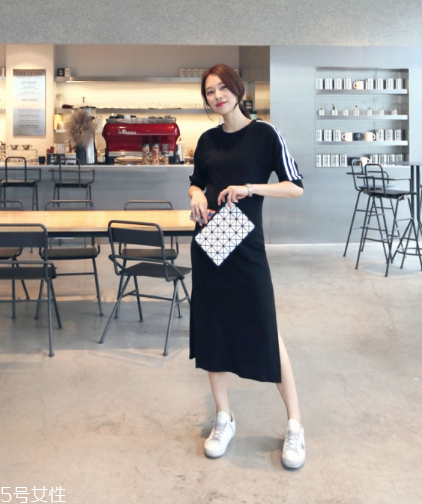 連衣裙搭配什么鞋子好看？處處散發(fā)迷人氣質(zhì)