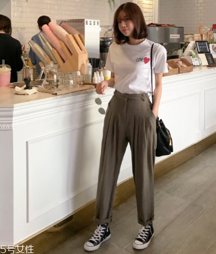 t恤會越穿越大嗎？要注意保養(yǎng)