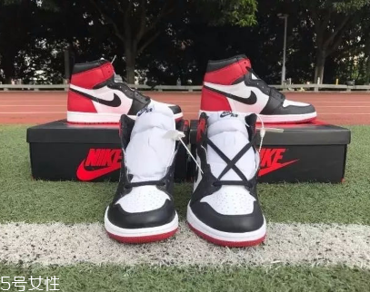aj 1黑腳趾真假對(duì)比 aj1黑腳趾真品原來(lái)這樣鑒定