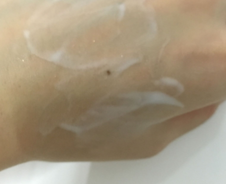 郁美凈適合什么膚質(zhì)？油性膚質(zhì)不建議郁美凈