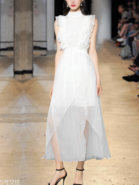 雪紡裙怎么搭配？帶你走進(jìn)明媚的季節(jié)