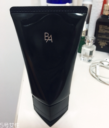 pola按摩膏需要洗嗎 配合美容儀使用效果加倍 pola按摩膏需要洗嗎 配合美容儀使用效果加倍