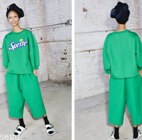 marc jacobs聯(lián)名雪碧汽水衛(wèi)衣多少錢(qián)_在哪買(mǎi)？