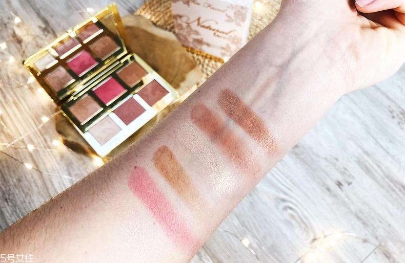 too faced浮雕蕾絲修容盤試色 自然顯色美炸天 too faced浮雕蕾絲修容盤試色 自然顯色美炸天