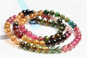 碧璽手鏈戴哪只手？碧璽佩戴有講究