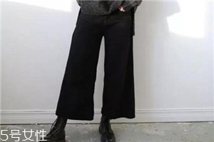 微胖女生穿什么褲子好看？最適合微胖身材的三款褲子