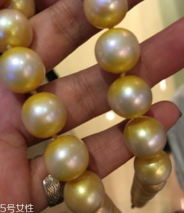 南洋金珠會掉色嗎？南洋金珠掉色的原因