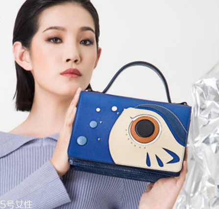 2022年流行什么手提包？盤點(diǎn)今年最火的手提包