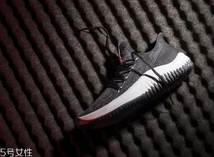 adidas dame dolla利拉德支線球鞋測(cè)評(píng)_實(shí)物開(kāi)箱上腳 adidas dame dolla利拉德支線球鞋測(cè)評(píng)_實(shí)物開(kāi)箱上腳