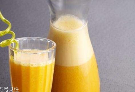 沙棘汁的功效與作用 沙棘汁的營(yíng)養(yǎng)價(jià)值 沙棘汁的功效與作用 沙棘汁的營(yíng)養(yǎng)價(jià)值