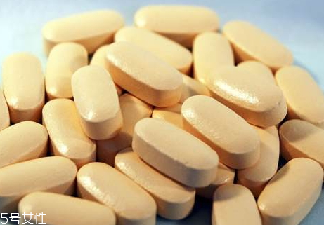 成人鈣片怎么吃法 成人鈣片可以補(bǔ)鈣嗎 成人鈣片怎么吃法 成人鈣片可以補(bǔ)鈣嗎