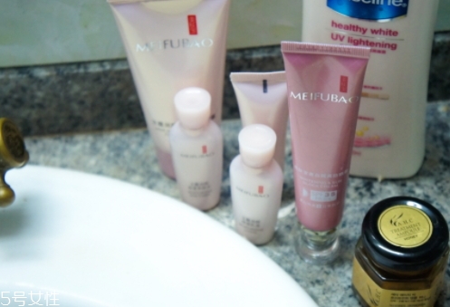 美膚寶和御泥坊哪個(gè)好？美膚寶和御泥坊品牌對(duì)比