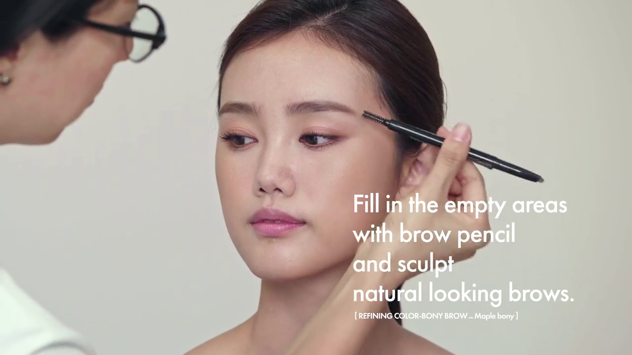 優(yōu)雅裸妝教程圖解 如何畫裸妝圖解 優(yōu)雅裸妝教程圖解 如何畫裸妝圖解